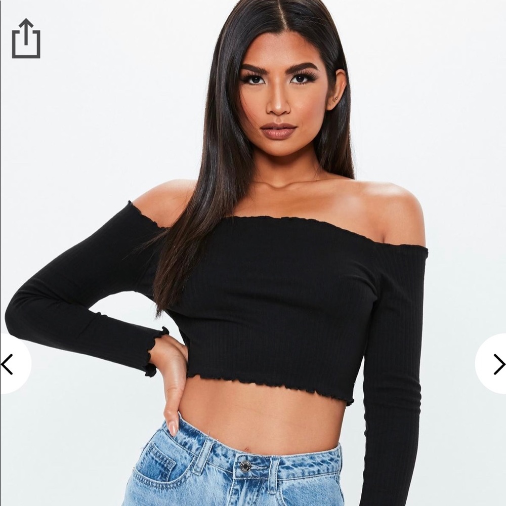NWT black rib crop